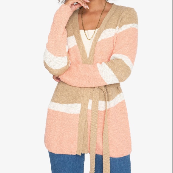 Callahan Knitwear Greta Cardigan - Picture 1 of 3